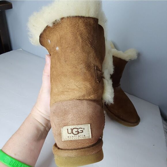 Ugg boots women's size 6 - Picture 2 of 3